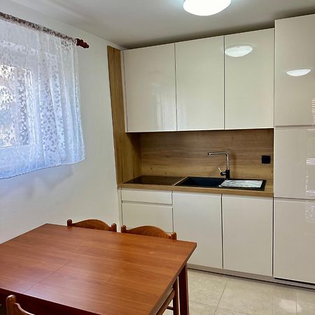 Apartment Sara นยีวีเซ ภายนอก รูปภาพ